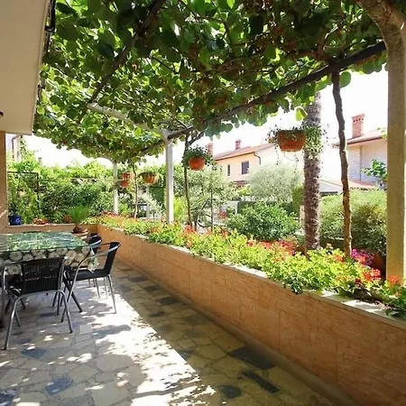 Vesna Appartement *