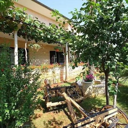 Vesna Apartamento *