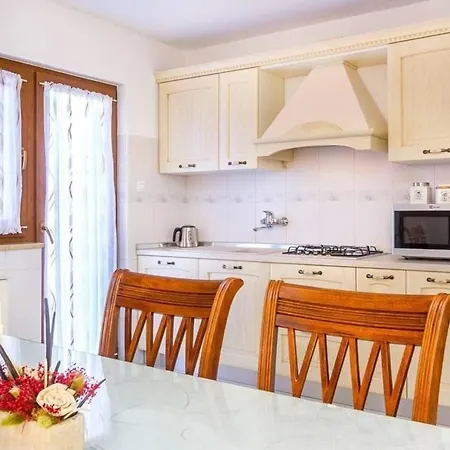 Vesna Apartamento *